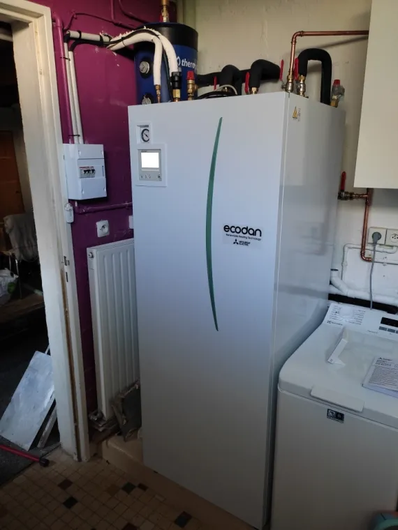 Pompe à chaleur air/eau avec eau chaude sanitaire - La riche - GREEN THERMIQUE
